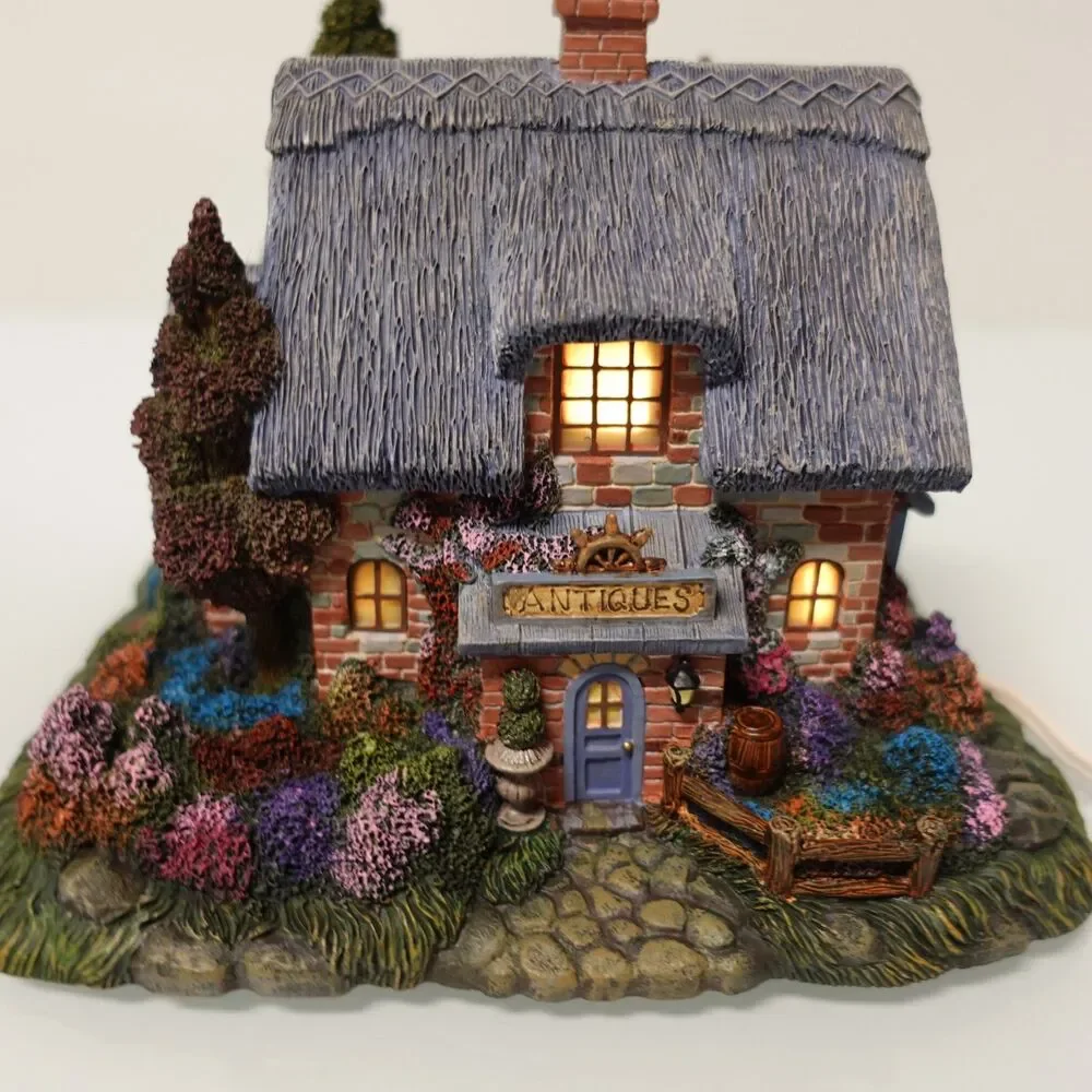 Hawthorne Village Seaside Thomas Kinkade Seaside Antiques Lighted COA 79638